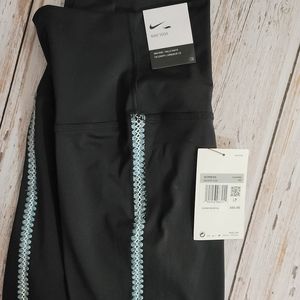 NIKE YOGA Crochet Leggings Black NWT XS